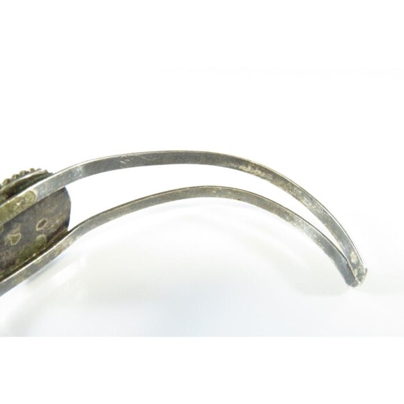 Turquoise Solitaire Cuff Bracelet Vintage Unsigned Navajo Style Sterling Silver - Picture 8 of 11